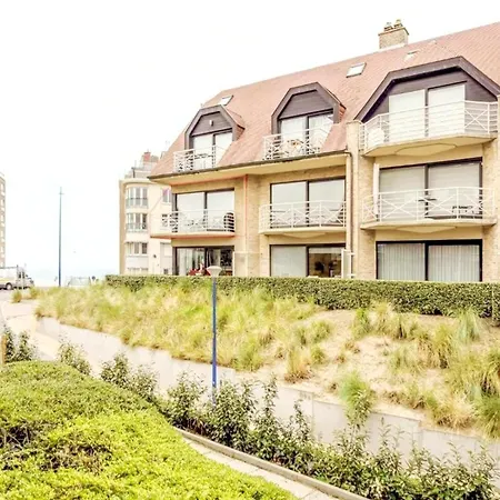 In With Sea Views, Cleaning Included Lägenhet