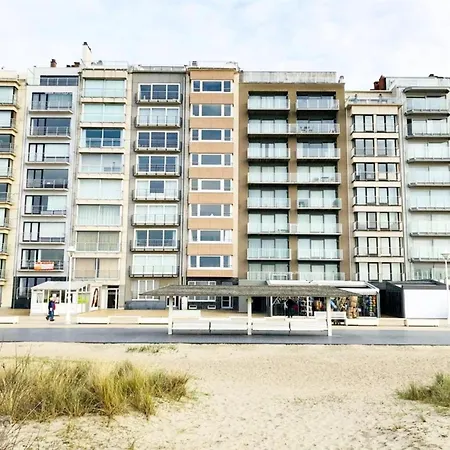 In With Sea Views, Cleaning Included * Nieuwpoort