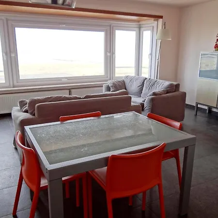 In With Sea Views, Cleaning Included * Nieuwpoort
